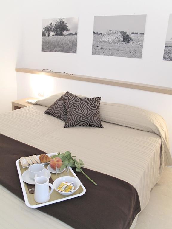 Bed and Breakfast Le Stanze Del Sole Рагуза Номер фото